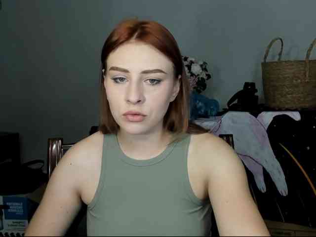 RedheadDevil webcam