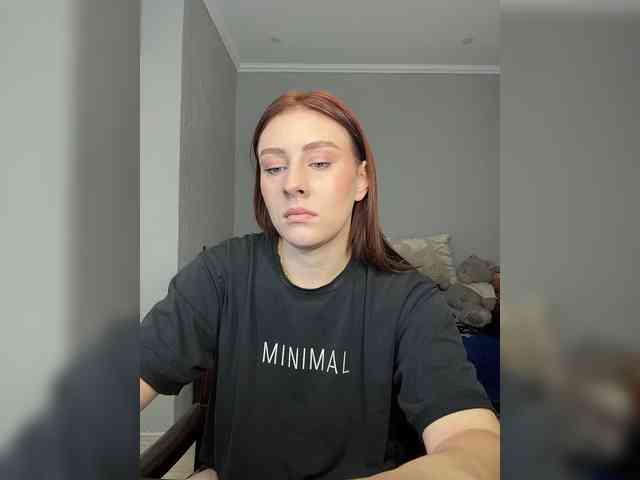 RedheadDevil webcam