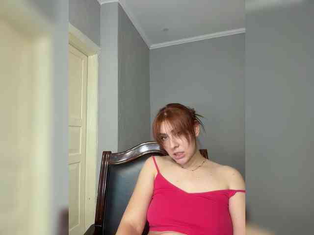 RedheadDevil webcam
