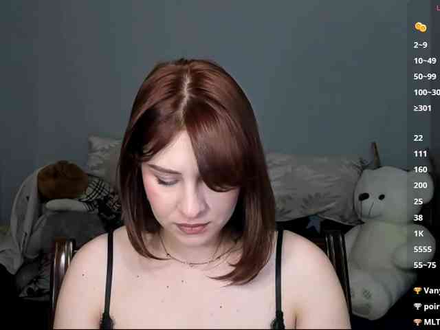 RedheadDevil webcam