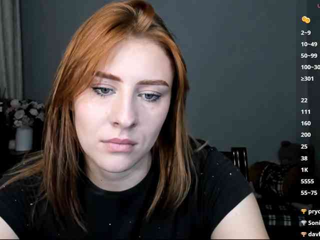 RedheadDevil webcam