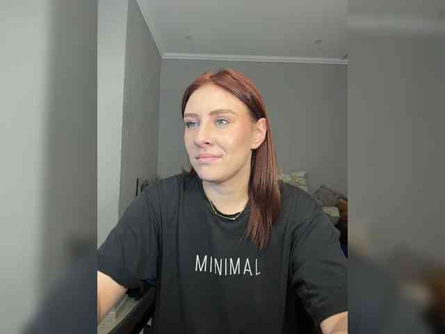 RedheadDevil webcam
