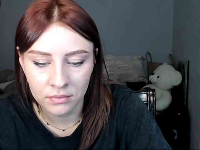 RedheadDevil webcam