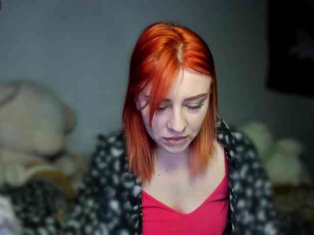 RedheadDevil webcam
