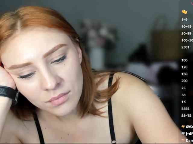 RedheadDevil webcam