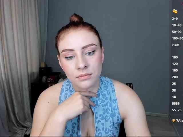RedheadDevil webcam