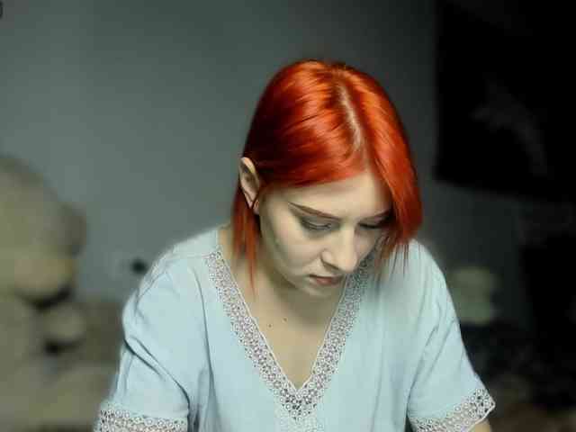 RedheadDevil webcam
