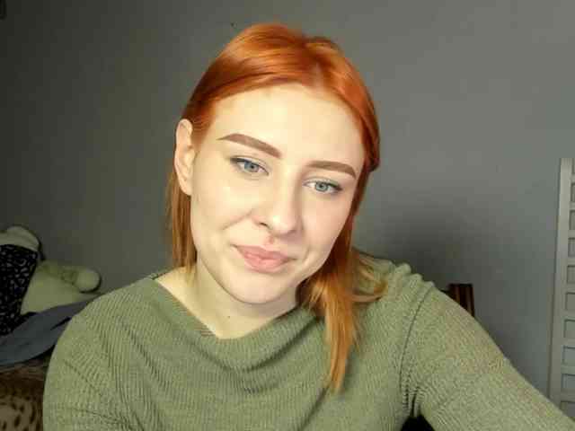 RedheadDevil webcam