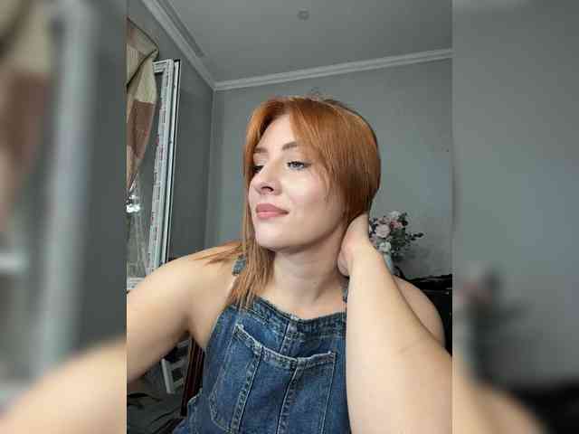 RedheadDevil webcam