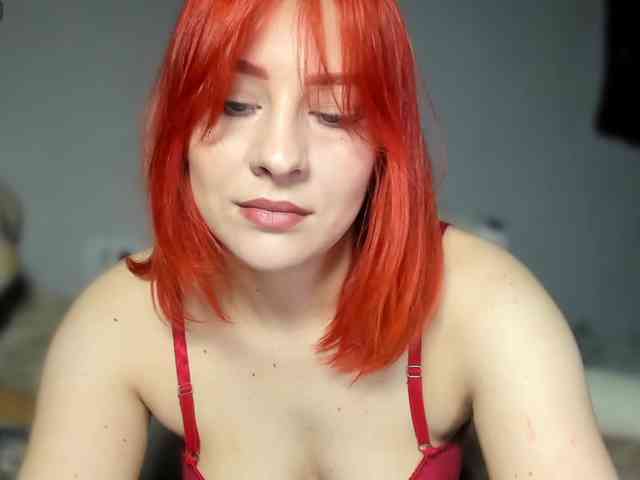 Este modelo está en vivo ahora. virgokristy