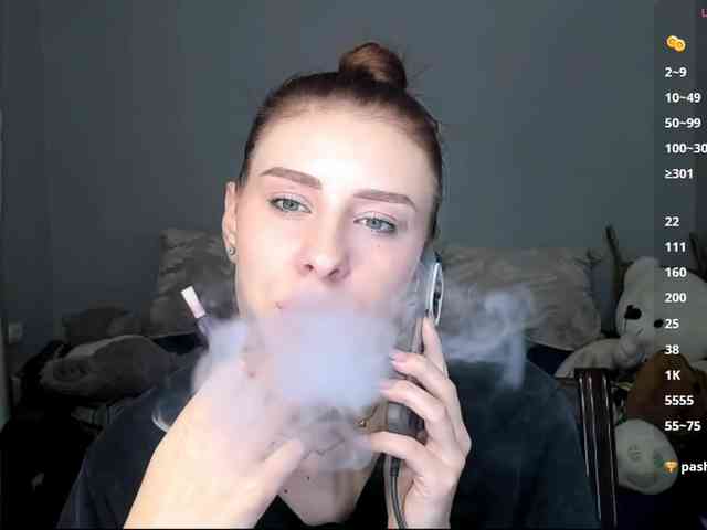 RedheadDevil webcam