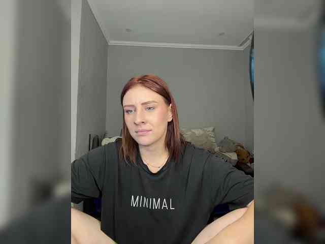 RedheadDevil webcam