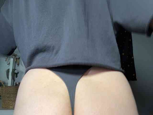 RedheadDevil webcam