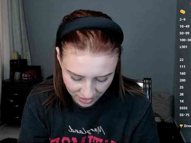 RedheadDevil webcam
