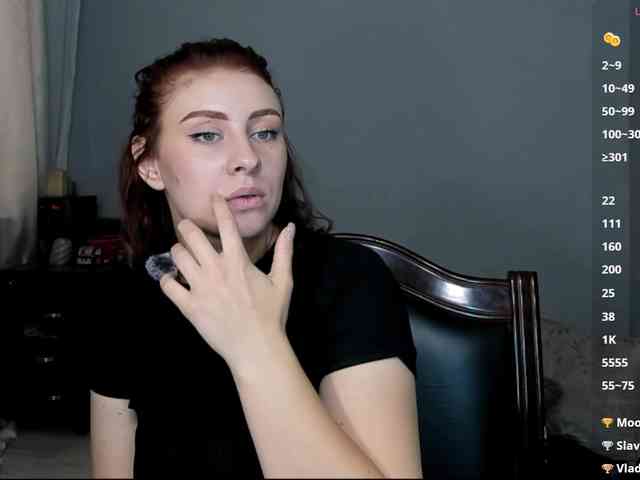 RedheadDevil webcam