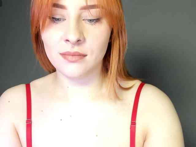 RedheadDevil webcam