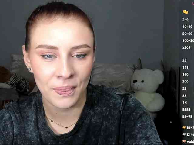 RedheadDevil webcam
