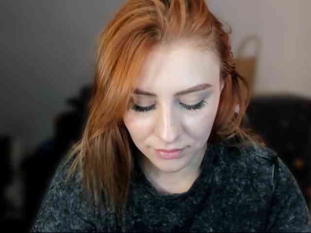 RedheadDevil webcam