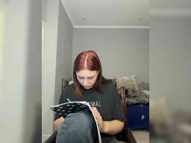 RedheadDevil webcam