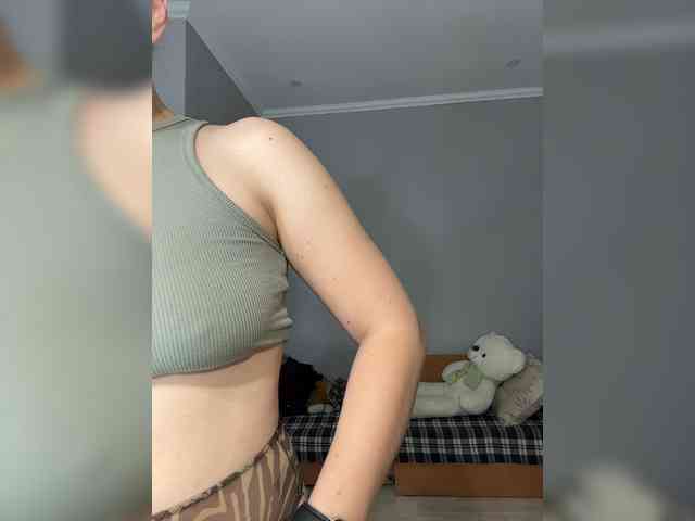 RedheadDevil webcam