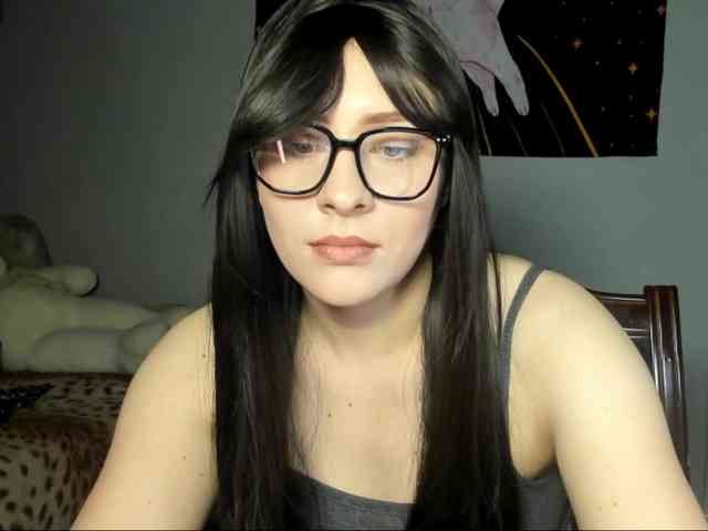 RedheadDevil webcam