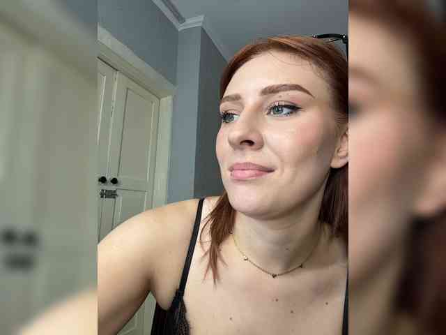 RedheadDevil webcam