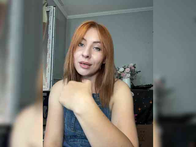 RedheadDevil webcam