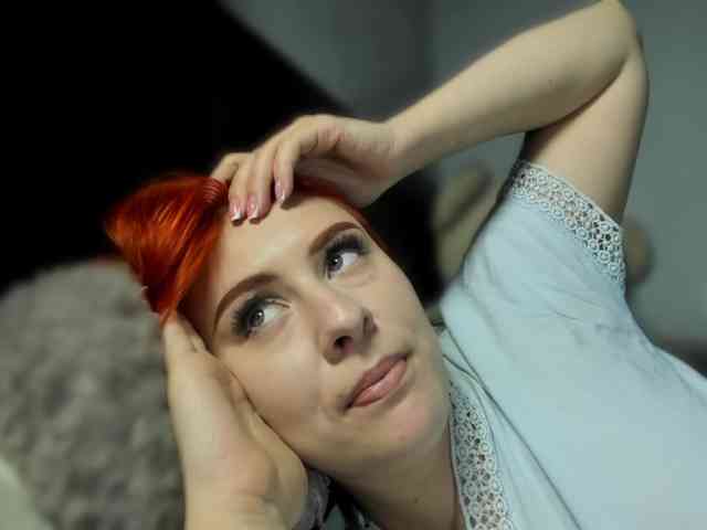 RedheadDevil webcam