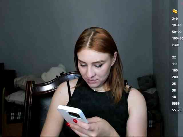 RedheadDevil webcam