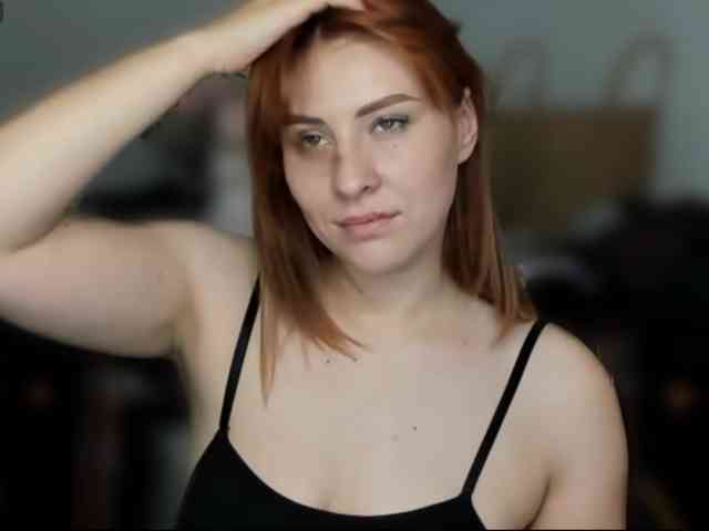 RedheadDevil webcam