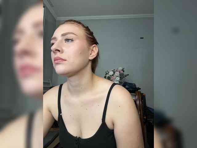 RedheadDevil webcam