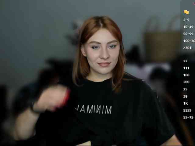 RedheadDevil webcam