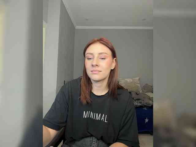 RedheadDevil webcam