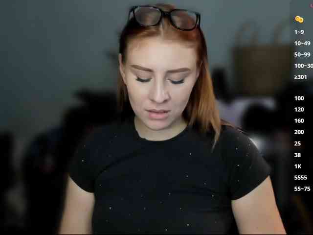 RedheadDevil webcam