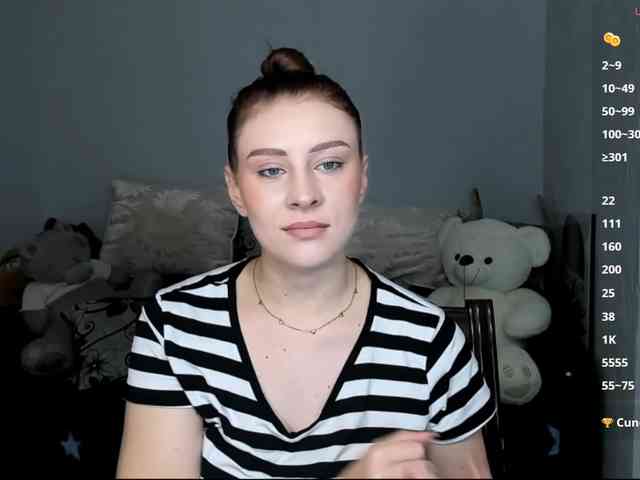 RedheadDevil webcam