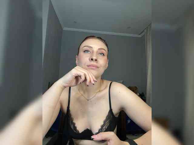 RedheadDevil webcam