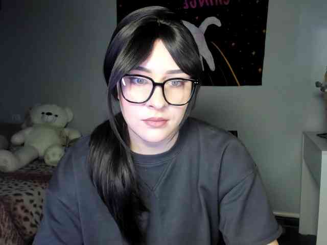 RedheadDevil webcam