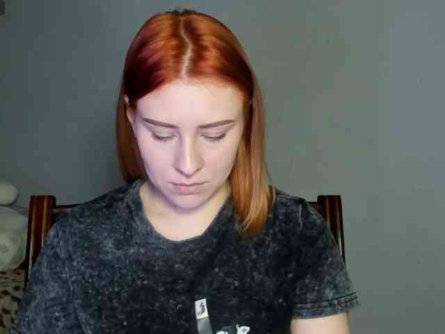 RedheadDevil webcam