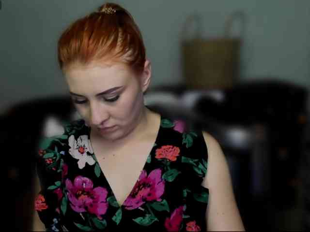 RedheadDevil webcam