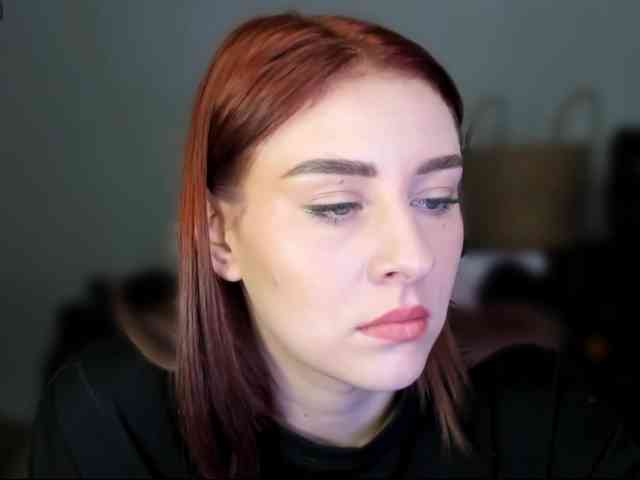 RedheadDevil webcam