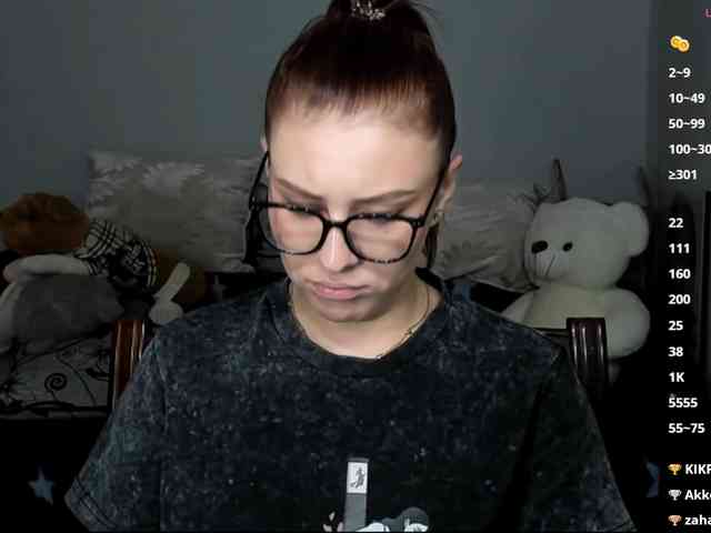 RedheadDevil webcam