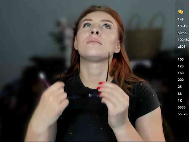 RedheadDevil webcam