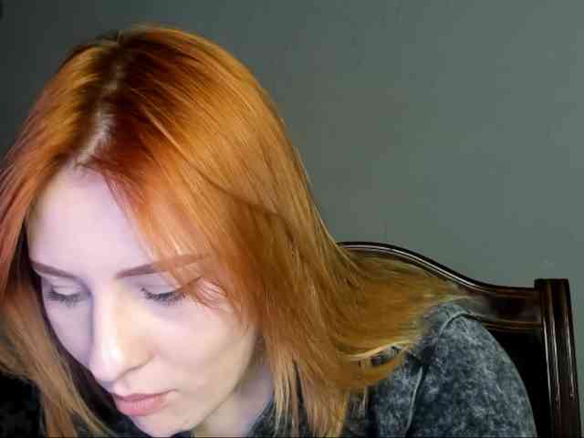 RedheadDevil webcam