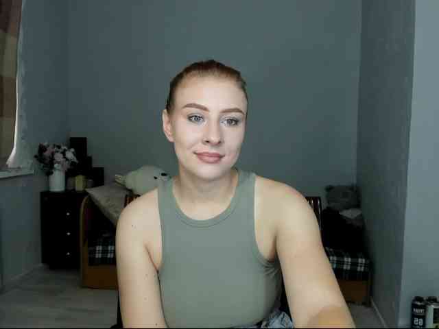 RedheadDevil webcam