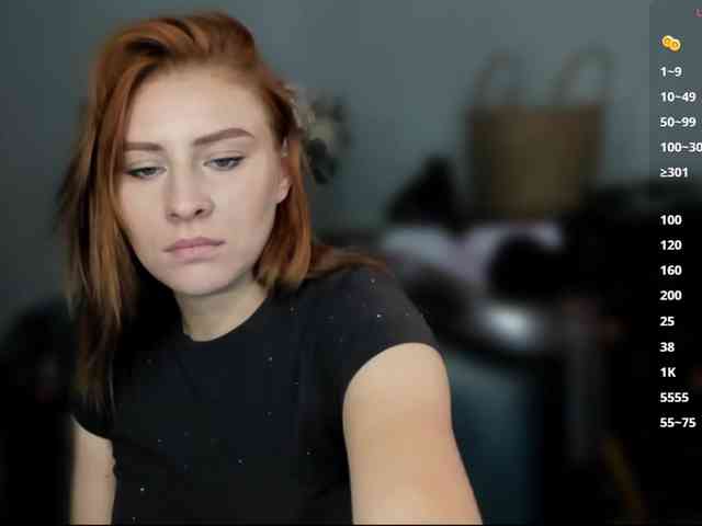 RedheadDevil webcam