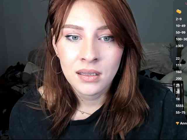 RedheadDevil webcam