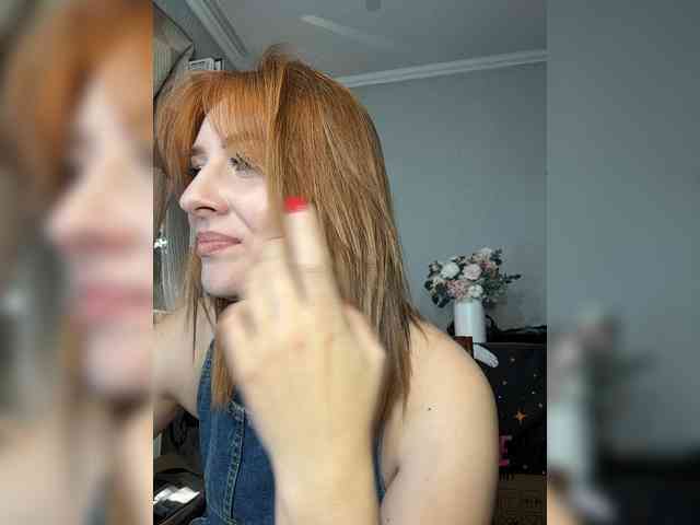 RedheadDevil webcam