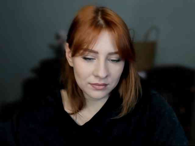 RedheadDevil webcam