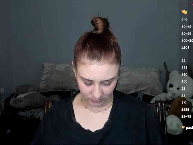 RedheadDevil webcam
