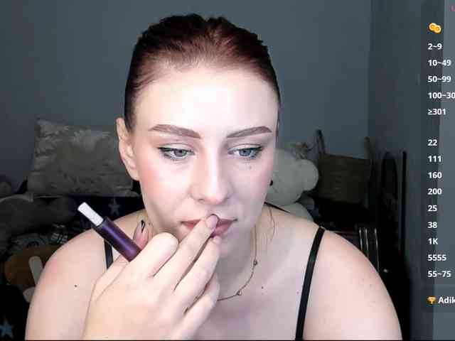 RedheadDevil webcam